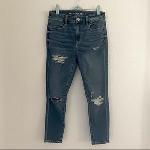 American Eagle Distressed Dark Wash Skinny Jeans Size Short 8